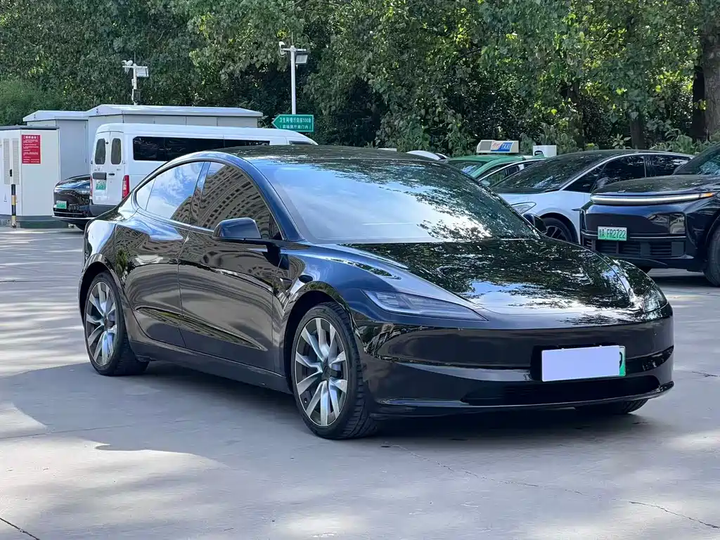Model 3 2023 long-range all-wheel drive version купить на сайте DeffCars