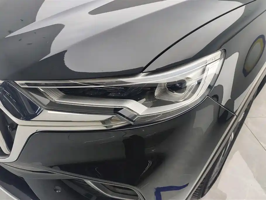 Hongqi HS5 2022 facelift 2.0T Zhilian Flagship Edition купить на сайте DeffCars