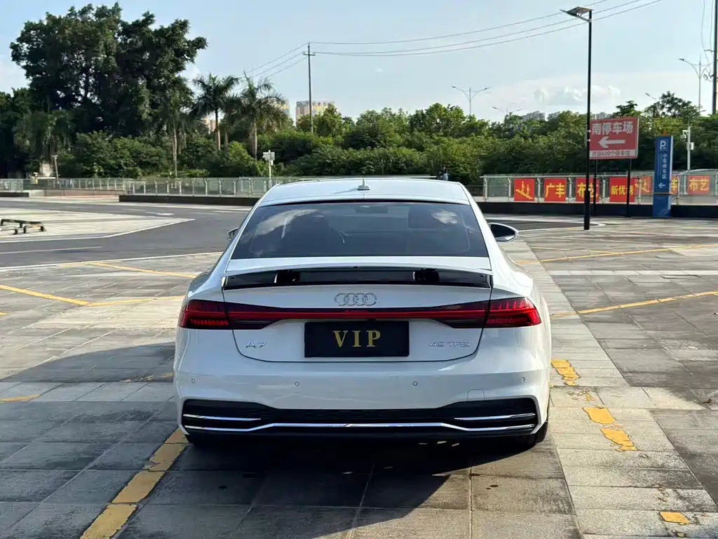 Audi A7 2020 45 TFSI Premium Selection купить на сайте DeffCars