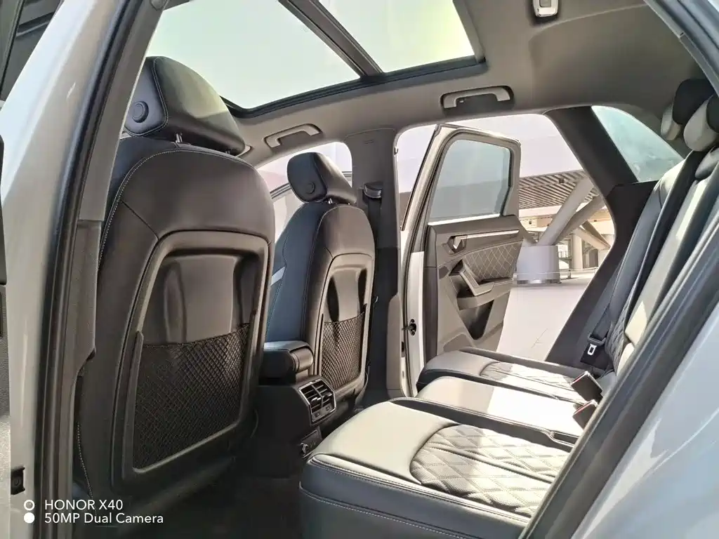 Audi Q3 2025 quattro 45th anniversary collector's edition 35TFSI fashionable and dynamic купить на сайте DeffCars
