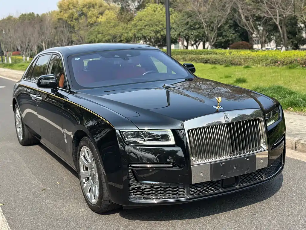 Ghost 2021 6.7T long wheelbase version купить на сайте DeffCars