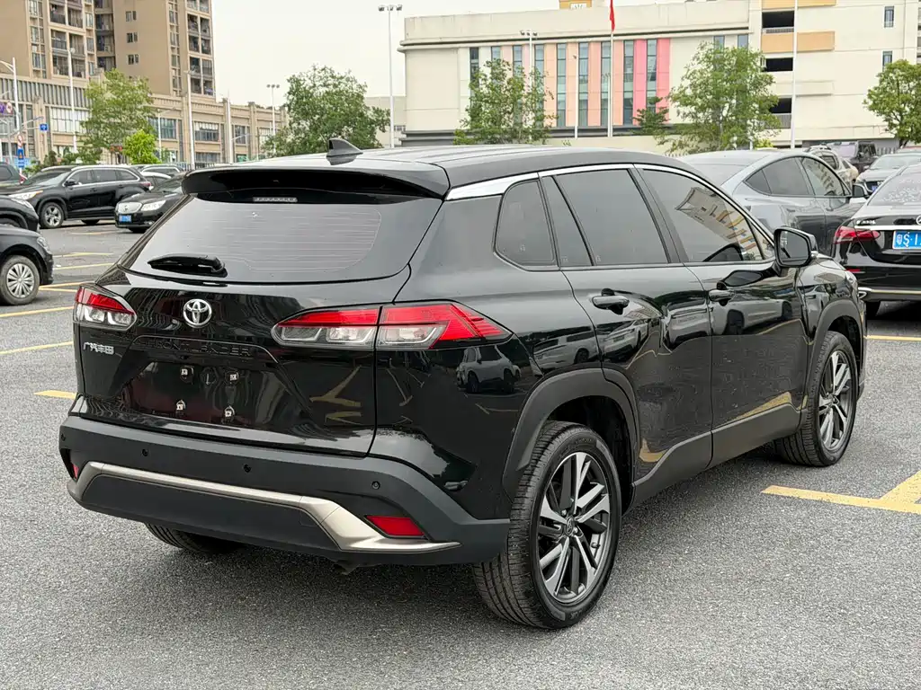 Fenglanda 2022 2.0L CVT Luxury PLUS Edition купить на сайте DeffCars
