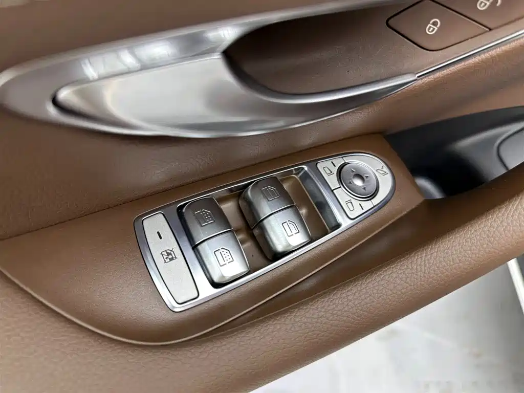 Mercedes-Benz E-Class 2023 facelift E 300 L sports luxury model купить на сайте DeffCars