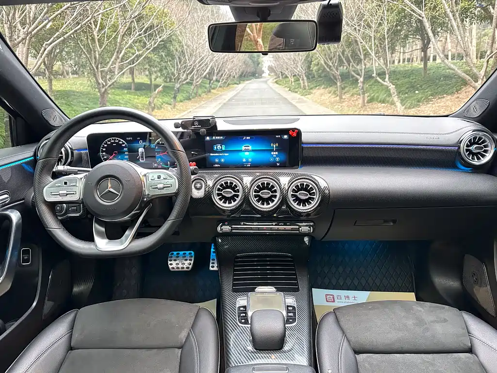 Mercedes-Benz A-Class 2019 A 200 L Sports Sedan купить на сайте DeffCars