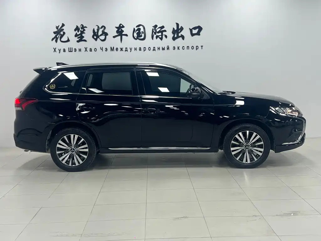 Outlander 2021 2.0L 2WD Enjoy Edition 5 seats купить на сайте DeffCars