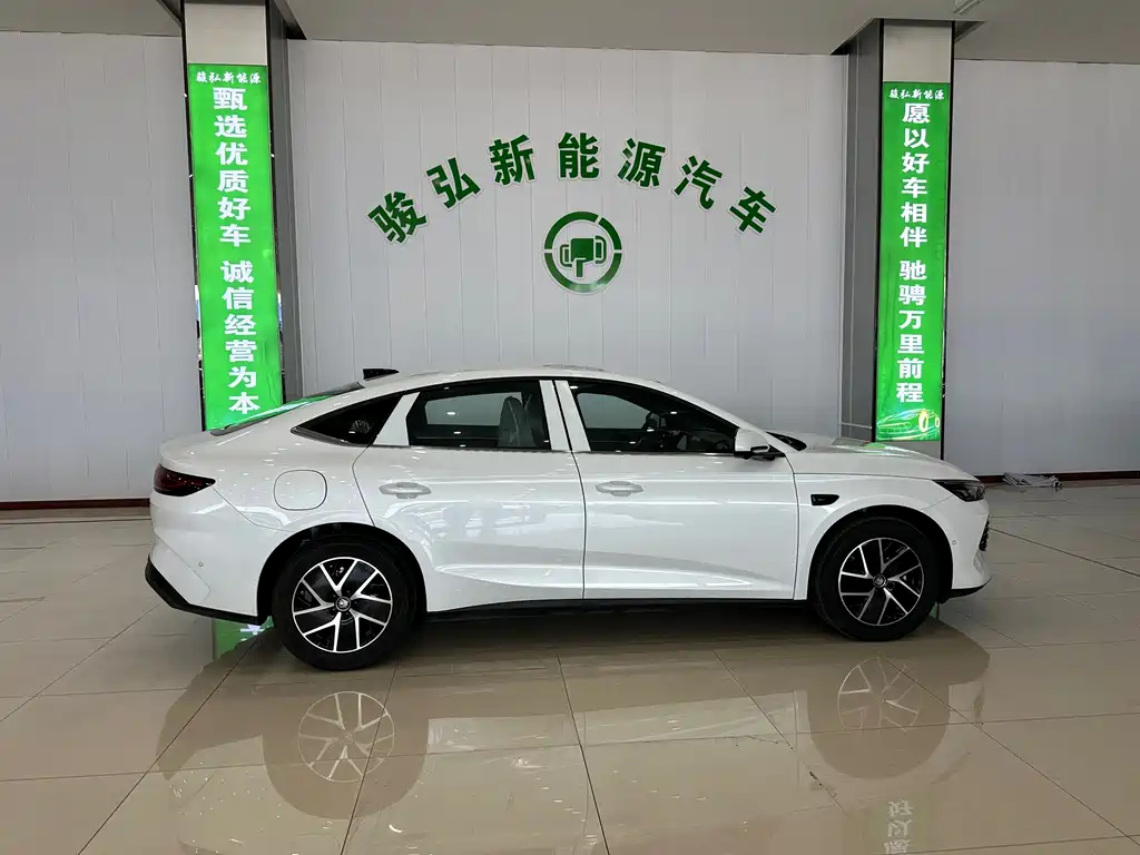 Qin L 2026 DM-i 128KM aggressive model купить на сайте DeffCars