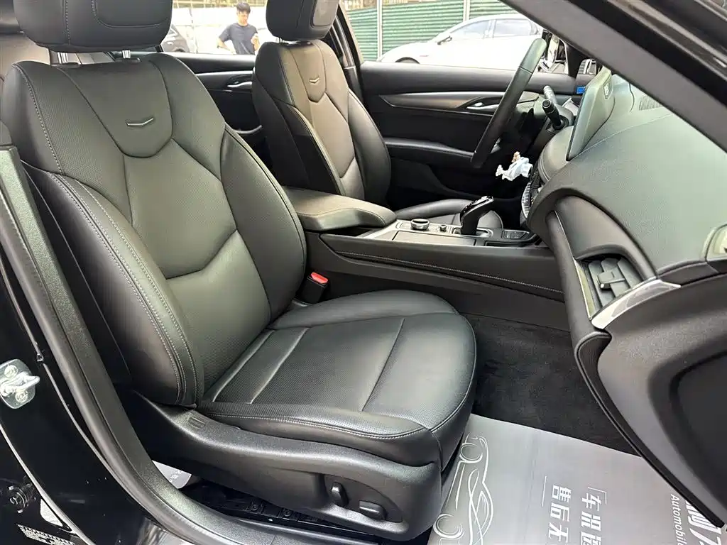 Cadillac CT5 2024 28T Luxury Pro купить на сайте DeffCars