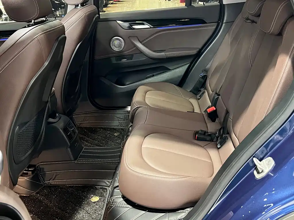 BMW X1 2021 facelift sDrive25Li leading model купить на сайте DeffCars