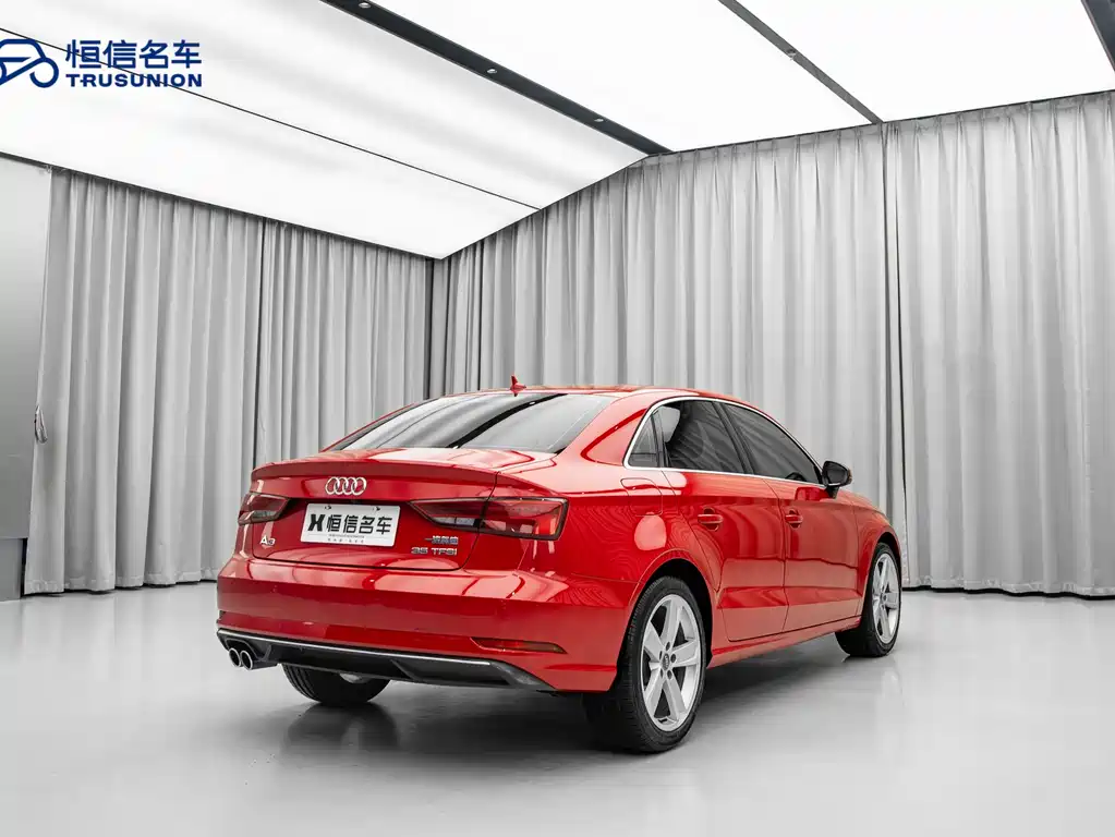Audi A3 2018 30th Anniversary Model Limousine 35 TFSI Fashion Model купить на сайте DeffCars