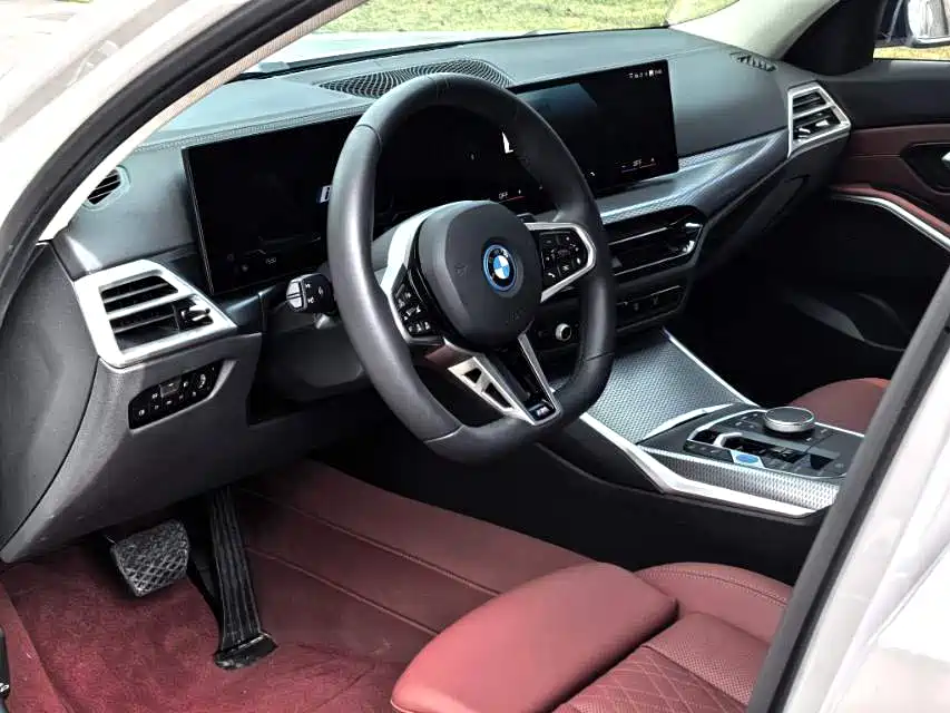 BMW i3 2025 eDrive 40L Night Package купить на сайте DeffCars