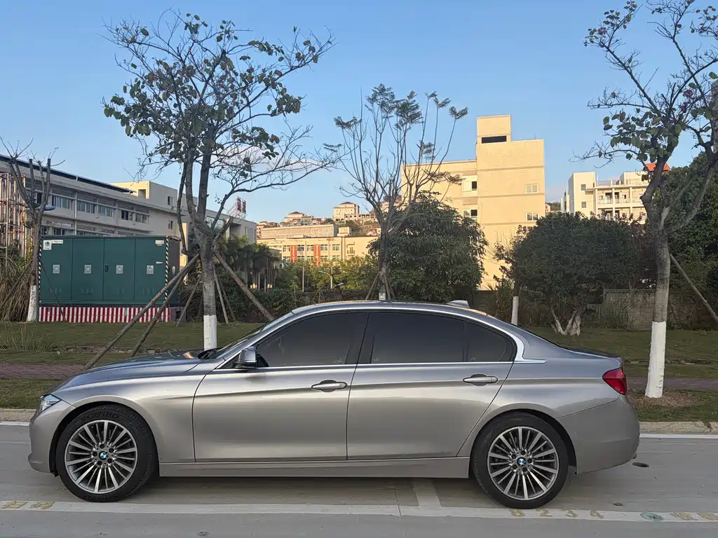 BMW 3 Series 2019 320Li Fashion Model купить на сайте DeffCars