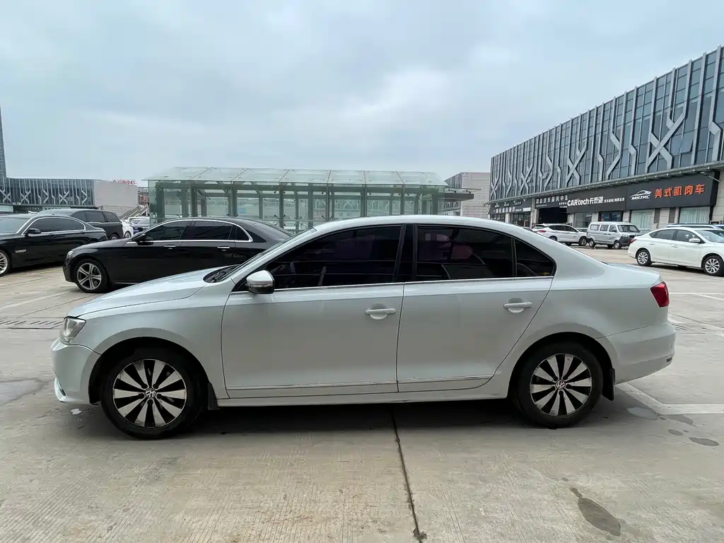 Sagitar 2017 230TSI automatic comfort model купить на сайте DeffCars