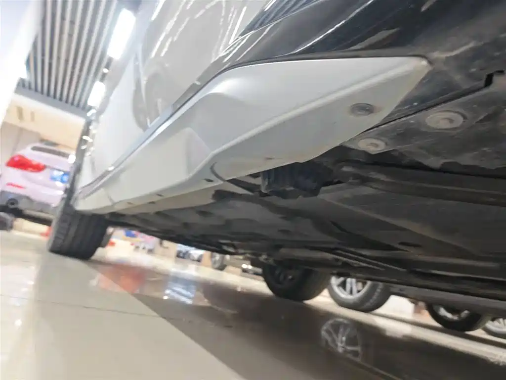 BMW X1 2023 xDrive25Li X Design Package купить на сайте DeffCars