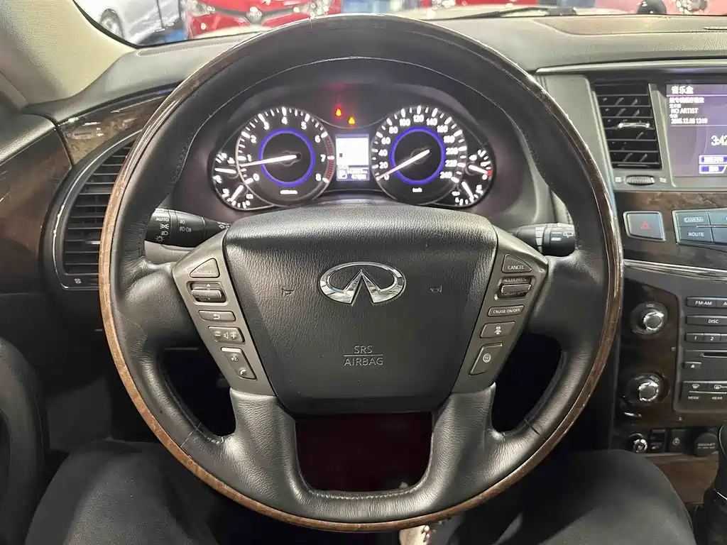 Infiniti QX80 2013 5.6L 4WD купить на сайте DeffCars