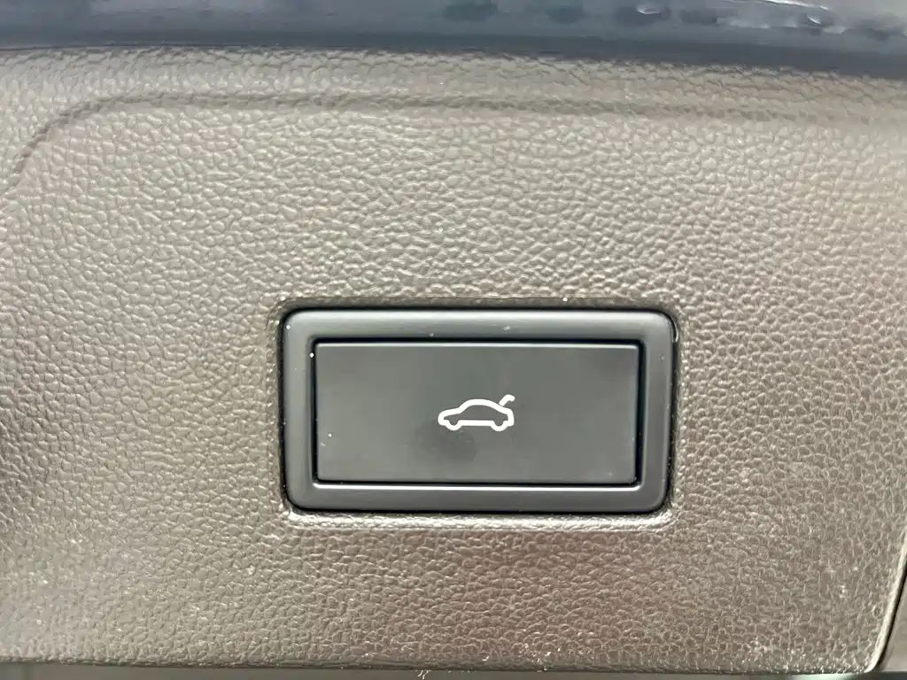 Touron 2020 facelift 380TSI four-wheel drive luxury version купить на сайте DeffCars