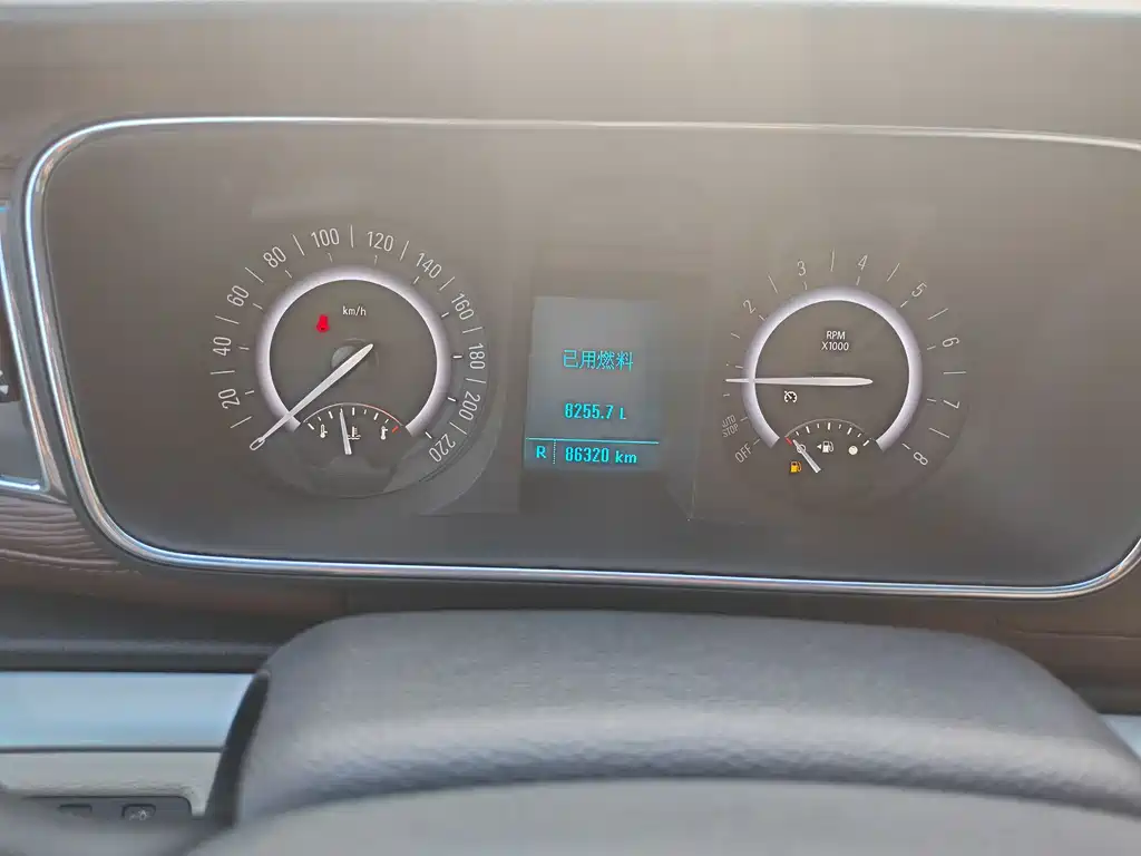 Buick GL8 2017 25S Premium Type National V купить на сайте DeffCars