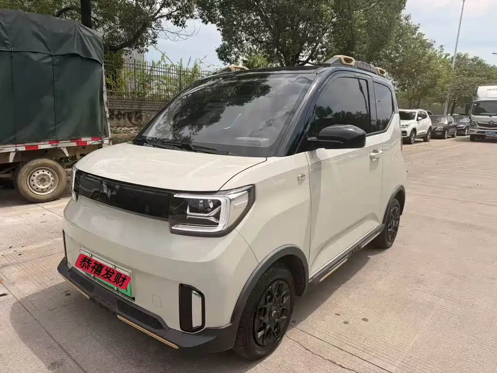 Hongguang MINIEV 2022 GAMEBOY 200km gaming model lithium iron phosphate купить на сайте DeffCars