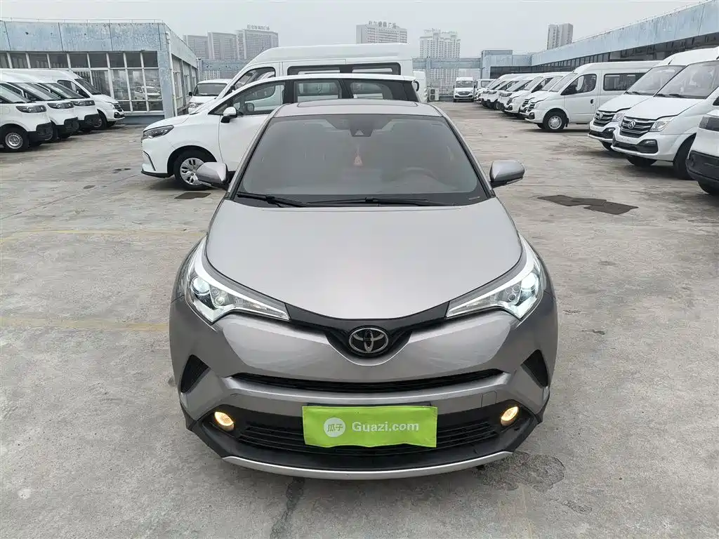 Yize IZOA 2018 2.0L Yichi Edition National VI купить на сайте DeffCars