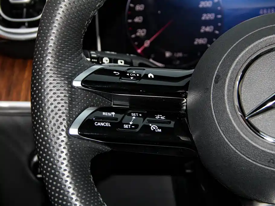 Mercedes-Benz GLC 2024 GLC 300 L 4MATIC Dynamic 5-seater купить на сайте DeffCars