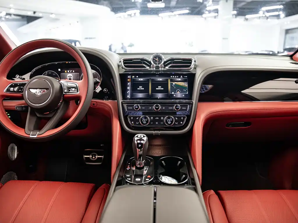 Bentayga 2022 4.0T V8 купить на сайте DeffCars