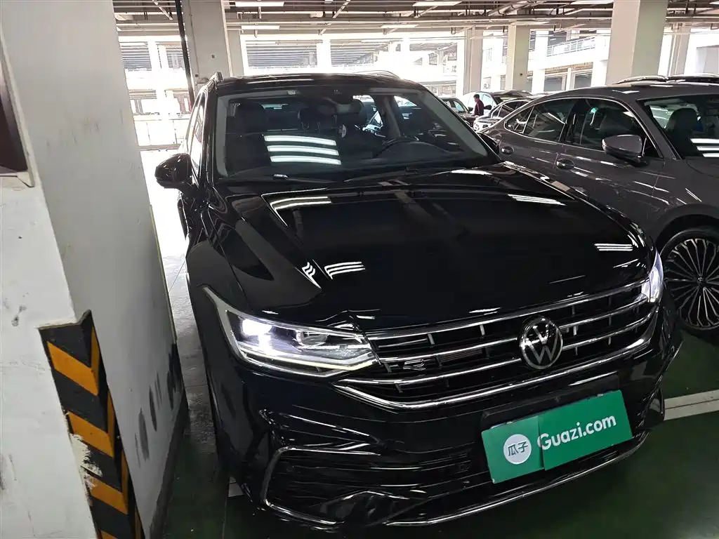 Tiguan L 2023 330TSI automatic two-wheel drive R-Line version купить на сайте DeffCars