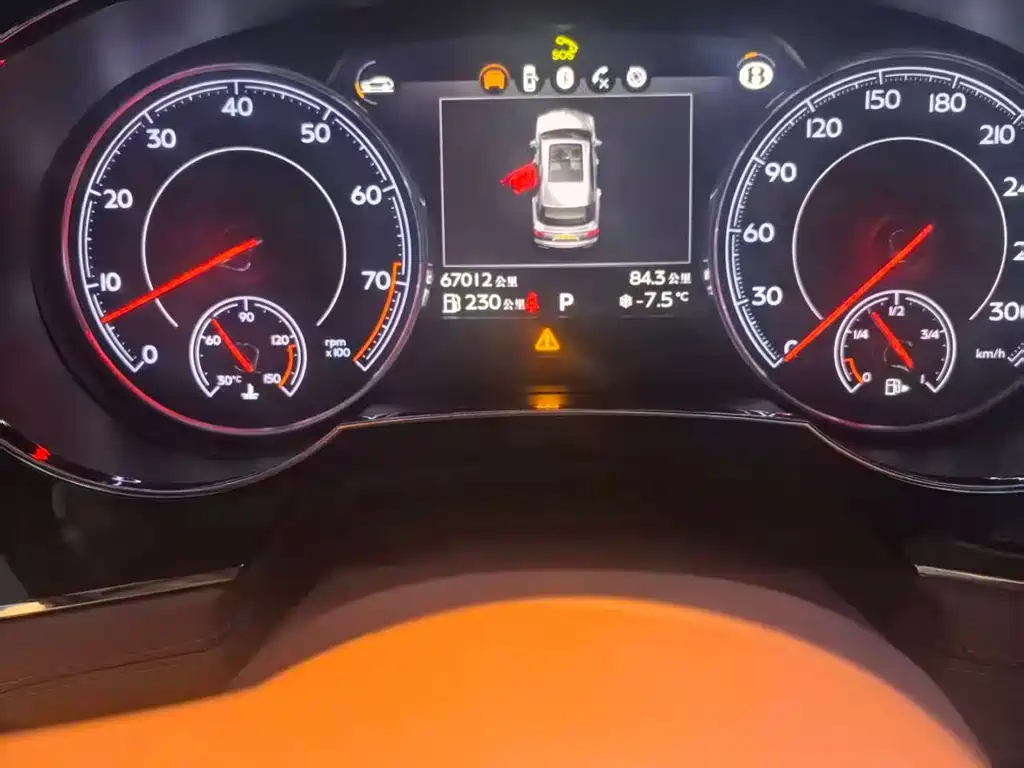 Bentayga 2018 4.0T V8 купить на сайте DeffCars