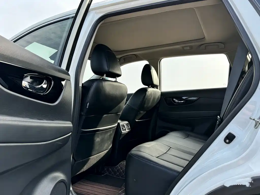 X-Trail 2023 Classic 2.0L 2WD Intelligent Comfort Edition купить на сайте DeffCars