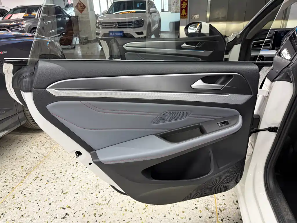 Lingdu 2022 Lingdu L 280TSI DSG Hot Edition купить на сайте DeffCars