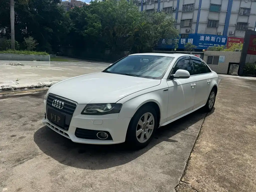 Audi A4L 2015 35 TFSI automatic comfort type купить на сайте DeffCars