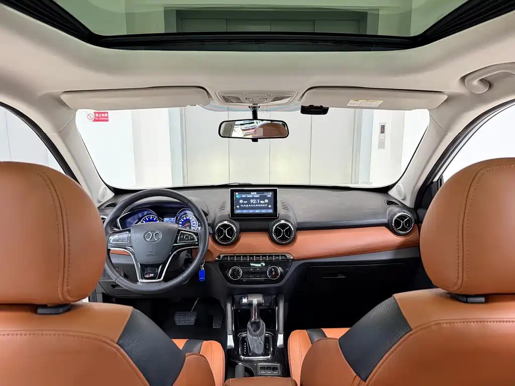 Saab X35 2016 1.5L automatic luxury version купить на сайте DeffCars