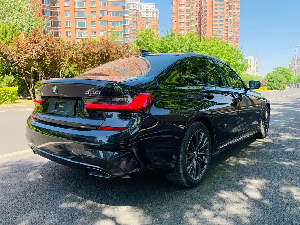 BMW 3 Series 2021 325i M Sports Night Package купить на сайте DeffCars