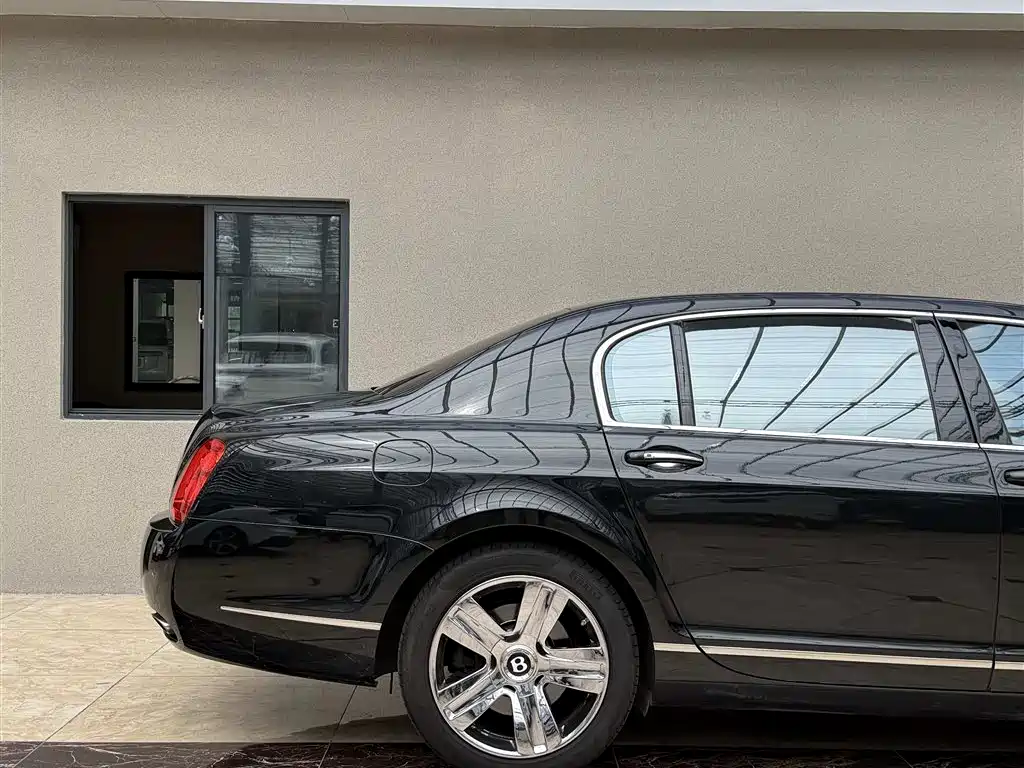 Flying Spur 2005 6.0T Standard Model купить на сайте DeffCars