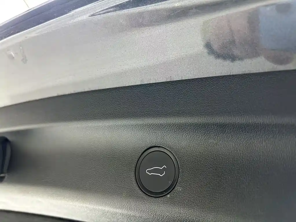 Model Y 2022 facelift rear-wheel drive version купить на сайте DeffCars