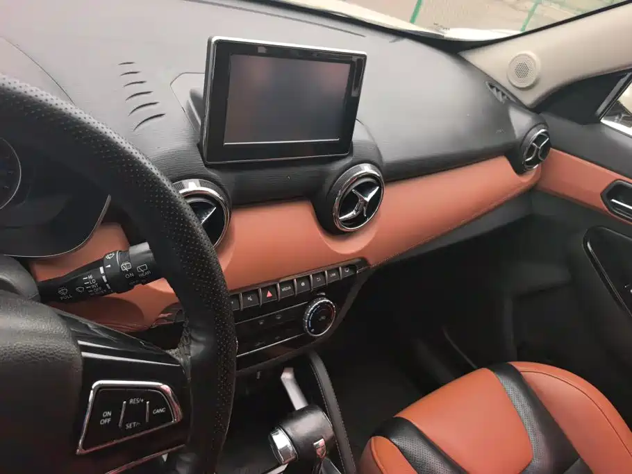 Saab X35 2016 1.5L automatic luxury version купить на сайте DeffCars
