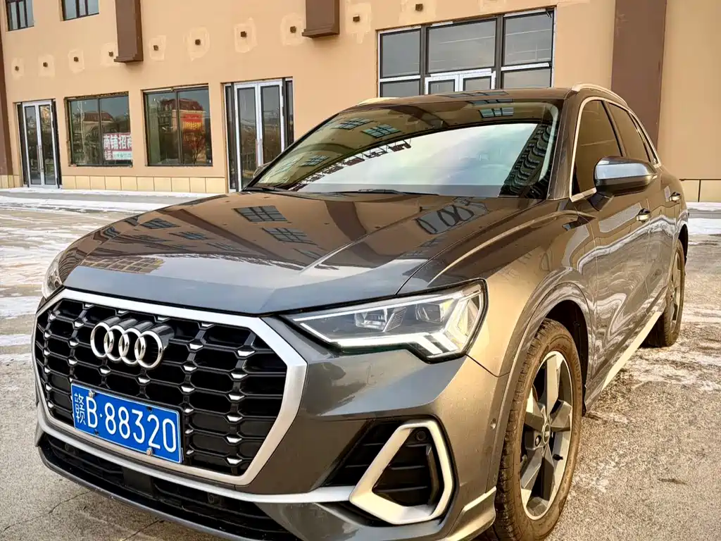 Audi Q3 2022 35 TFSI Fashionable and Dynamic купить на сайте DeffCars