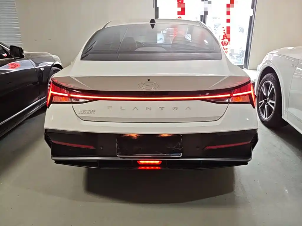 Elantra 2023 1.5L CVT LUX Premium Edition купить на сайте DeffCars