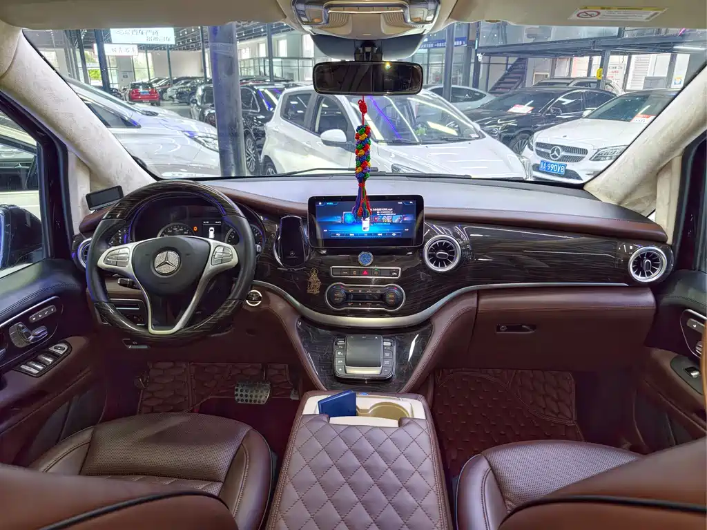 Vito 2020 2.0T Elite Edition 7 seats купить на сайте DeffCars