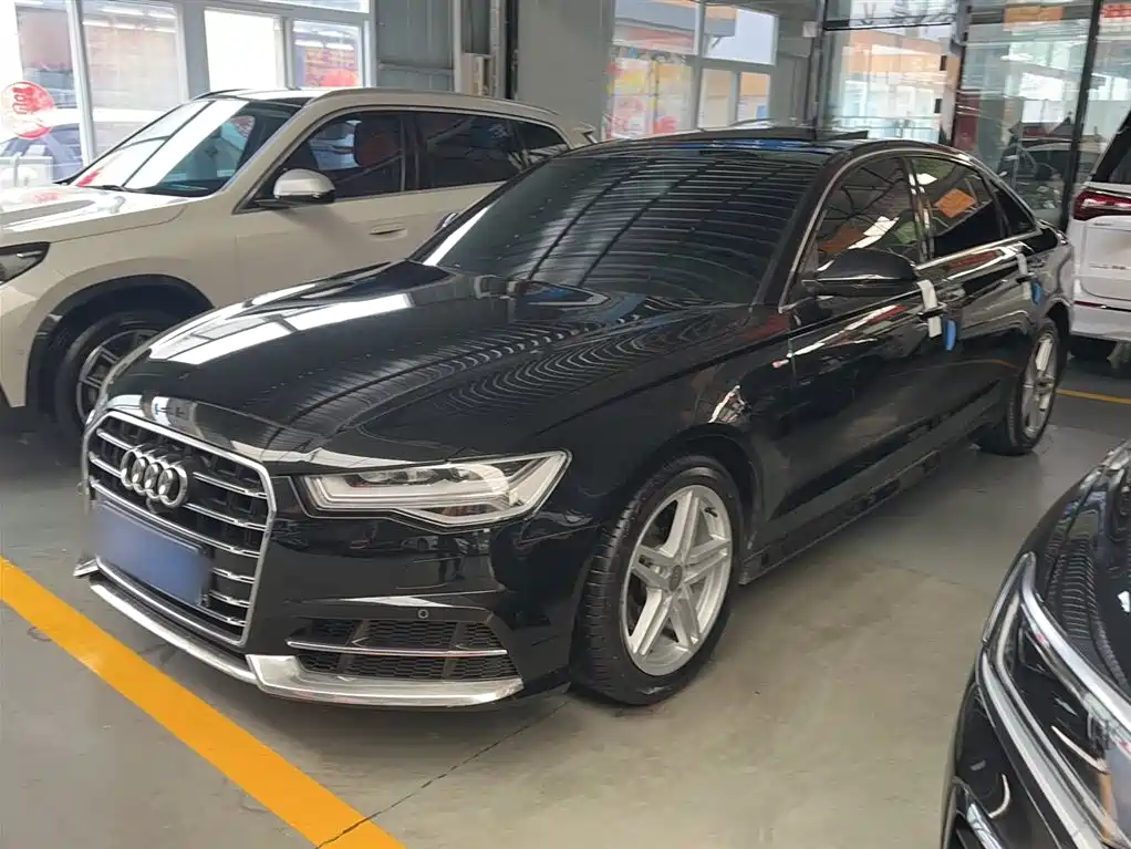 Audi A6L 2018 30th Anniversary Model 30 FSI Fashion Model купить на сайте DeffCars