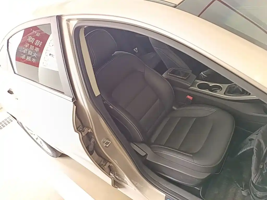 Emgrand GL 2017 1.3T Manual Elite купить на сайте DeffCars