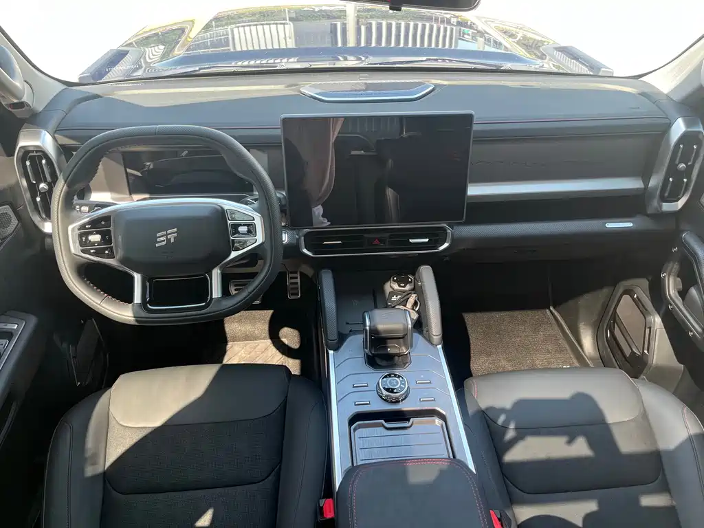 Jietu Traveler 2023 2.0T four-wheel drive crossover PRO купить на сайте DeffCars