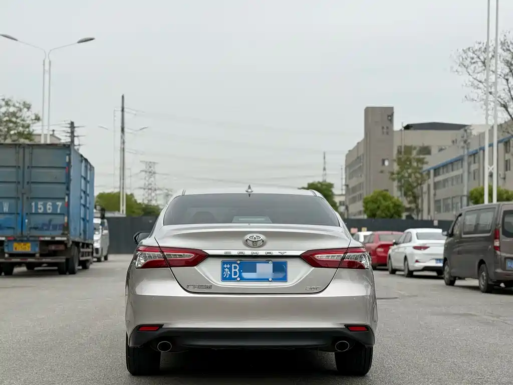 Camry 2021 2.0G Deluxe Edition купить на сайте DeffCars