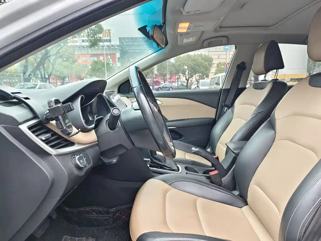 Cruze 2021 320 Automatic Sunroof Edition купить на сайте DeffCars