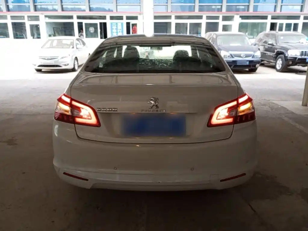Peugeot 408 2015 1.2T automatic luxury version купить на сайте DeffCars