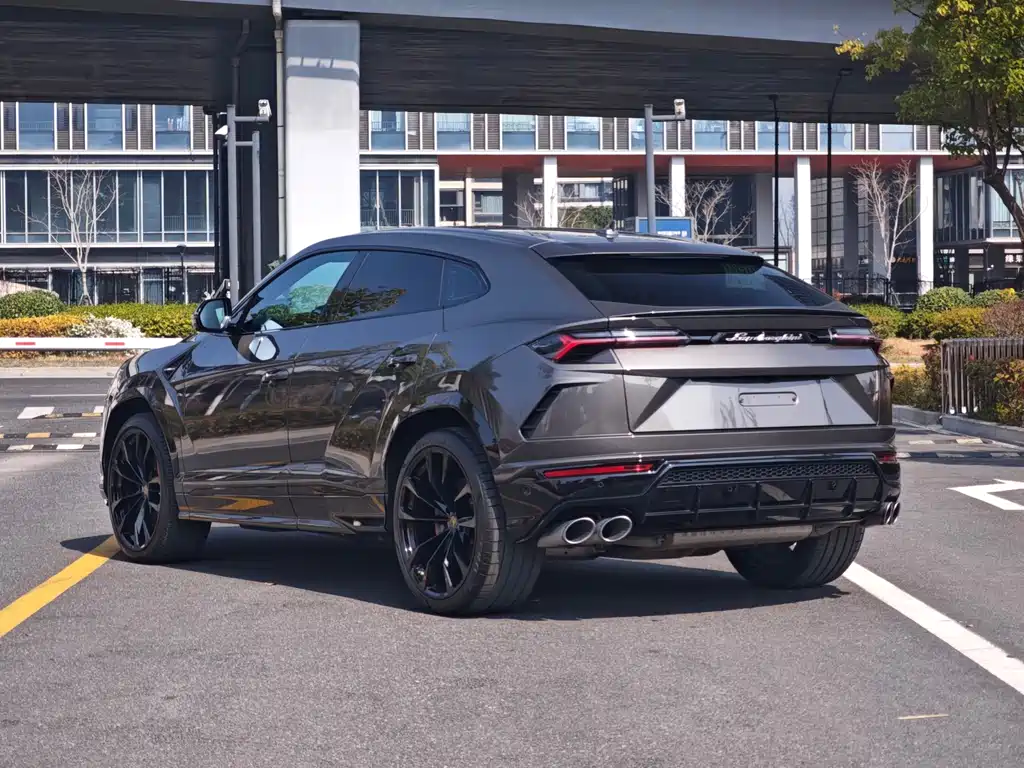 Urus 2021 4.0T V8 купить на сайте DeffCars