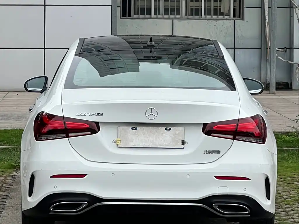 Mercedes-Benz A-Class 2022 A 200 L Sports Sedan Dynamic Type купить на сайте DeffCars