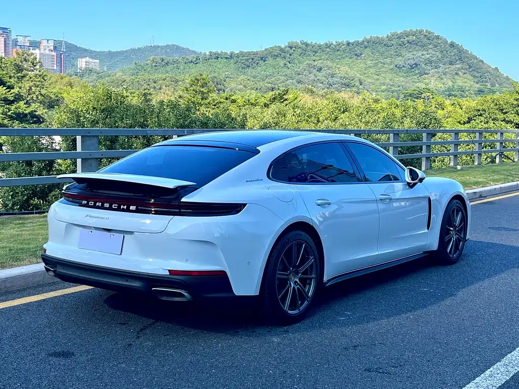 Panamera 2024 Panamera Executive Extended Edition 2.9T купить на сайте DeffCars
