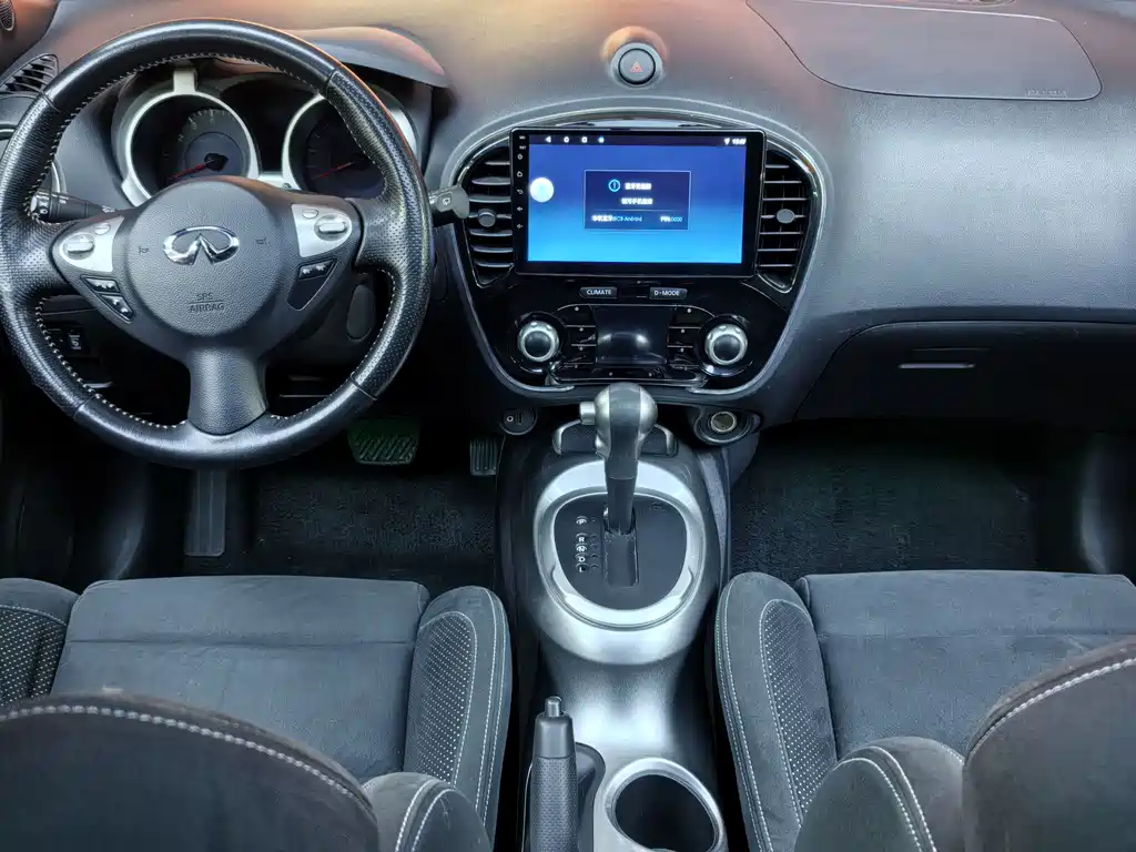 Infiniti ESQ 2014 1.6L Straightforward Edition купить на сайте DeffCars