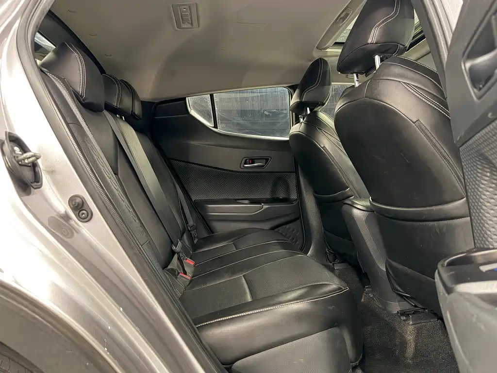 Yize IZOA 2021 2.0L Yixiang Edition купить на сайте DeffCars