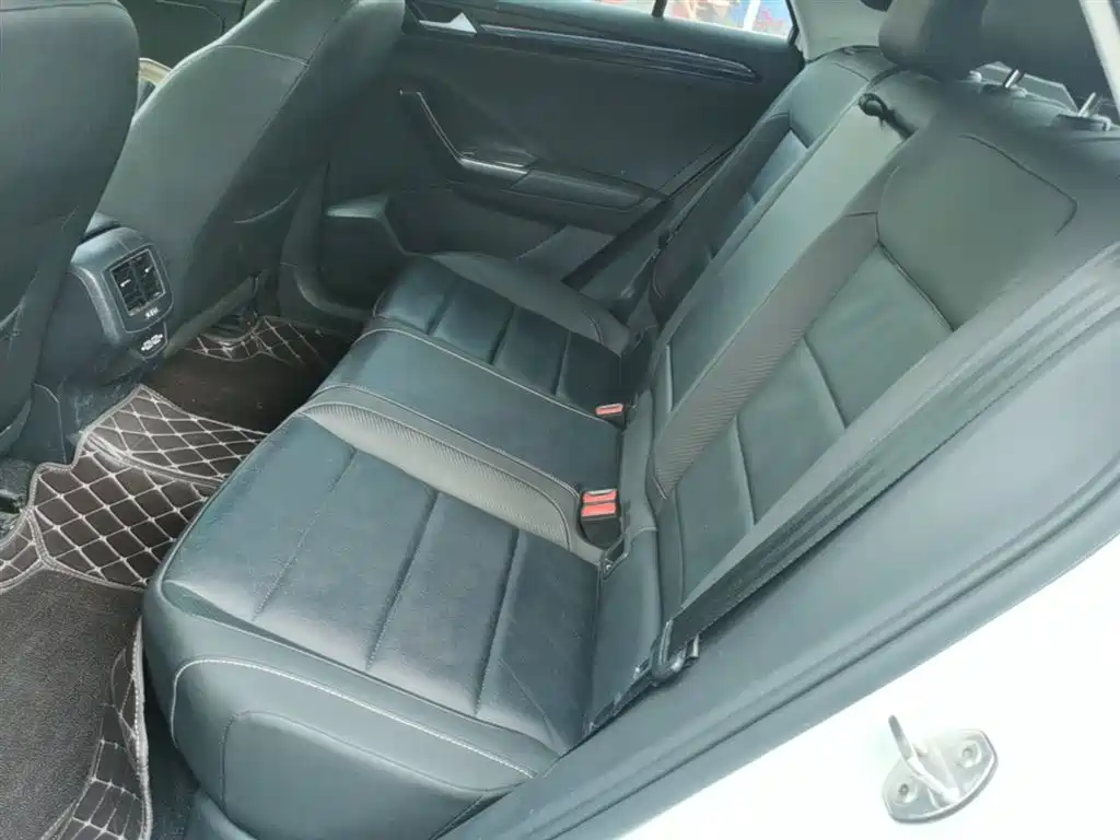 T-ROC 2022 model 280TSI DSG two-wheel drive comfort PLUS купить на сайте DeffCars