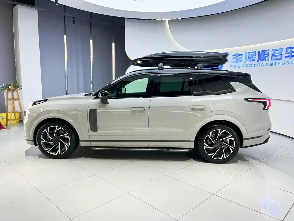 Lynk & Co 09 EM-P 2021 2.0T PHEV Halo six seats купить на сайте DeffCars